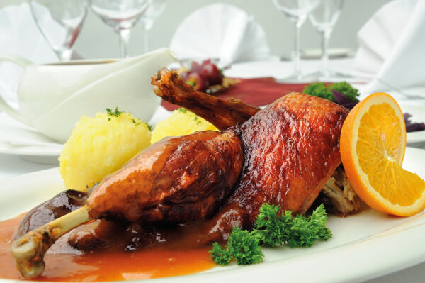 Fahrt zum  Gänsekeulenessen